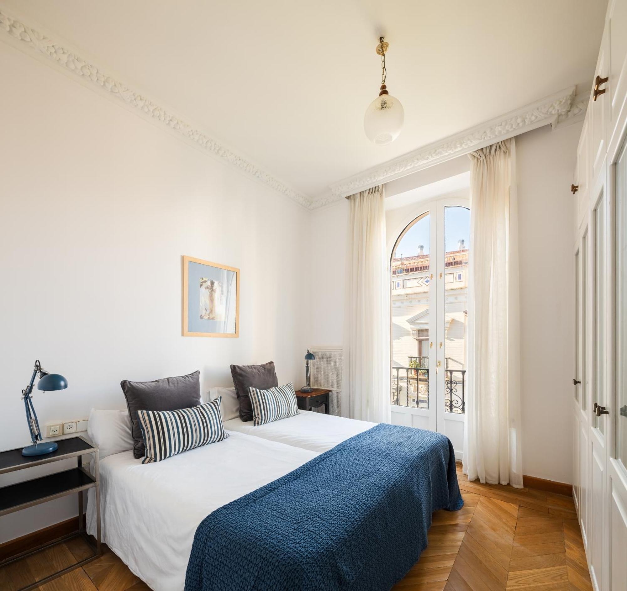 Lujoso Apartamento A Los Pies De La Catedral Sevilla Buitenkant foto